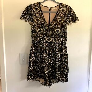 Alice and Olivia floral V neck romper